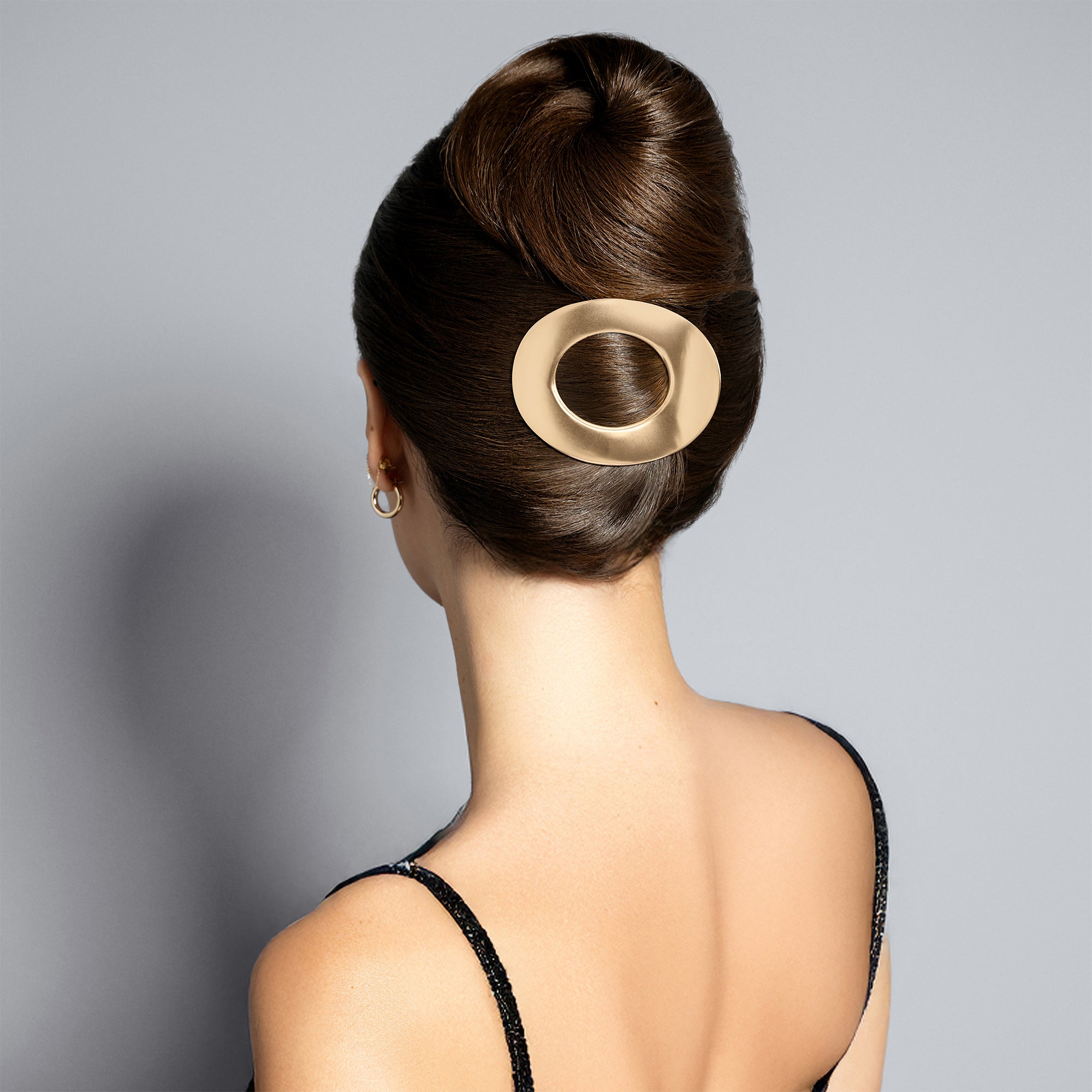Gilded Ellipse Flat Lay Claw Clip3
