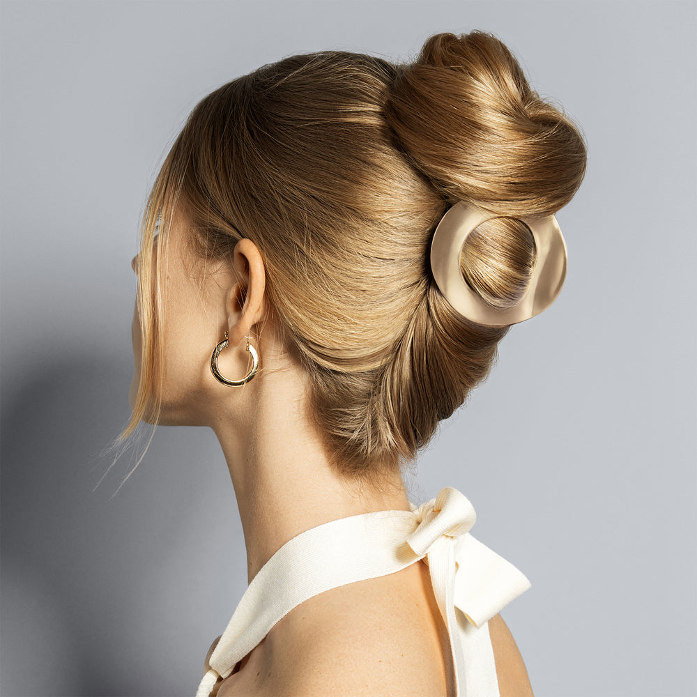 Gilded Ellipse Flat Lay Claw Clip4