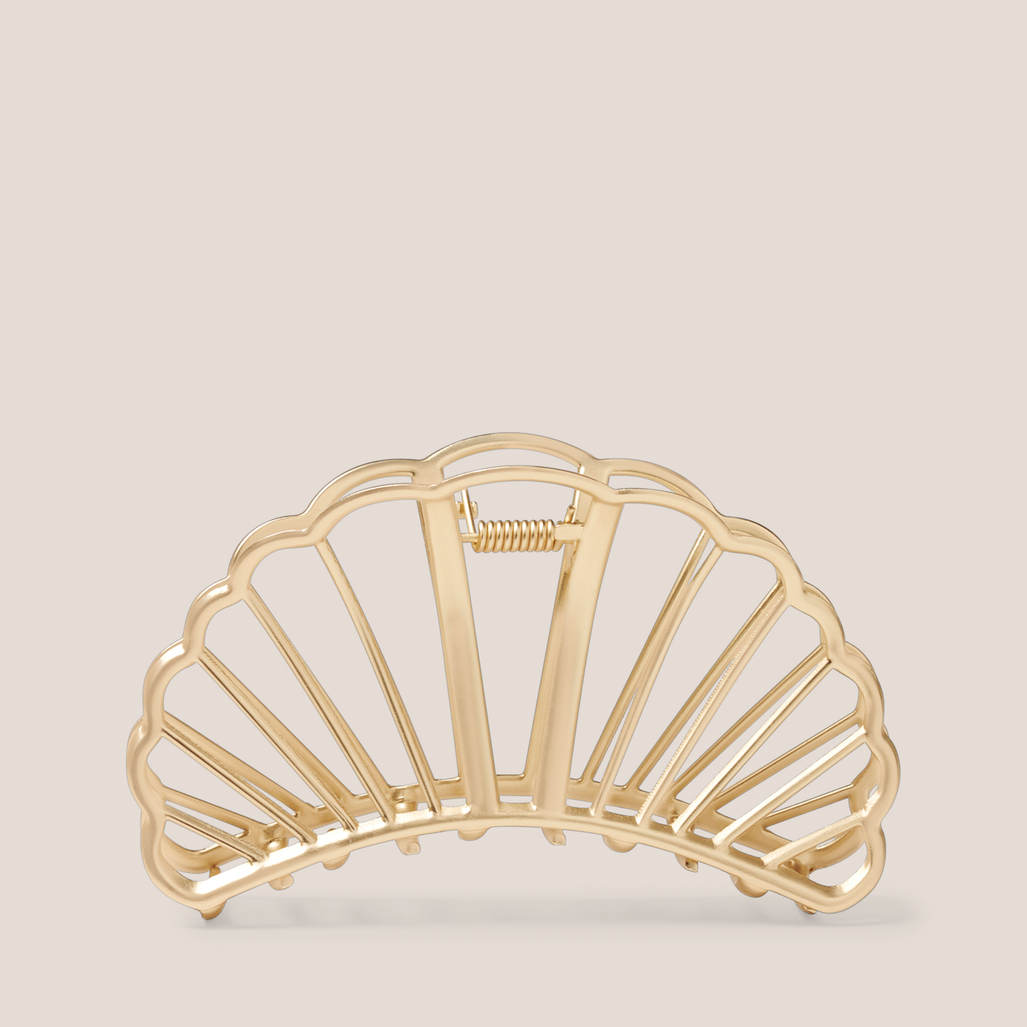 Gilded Mermaid Shell Claw Clip1