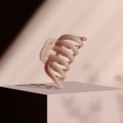 Sunday Latte Claw Clip