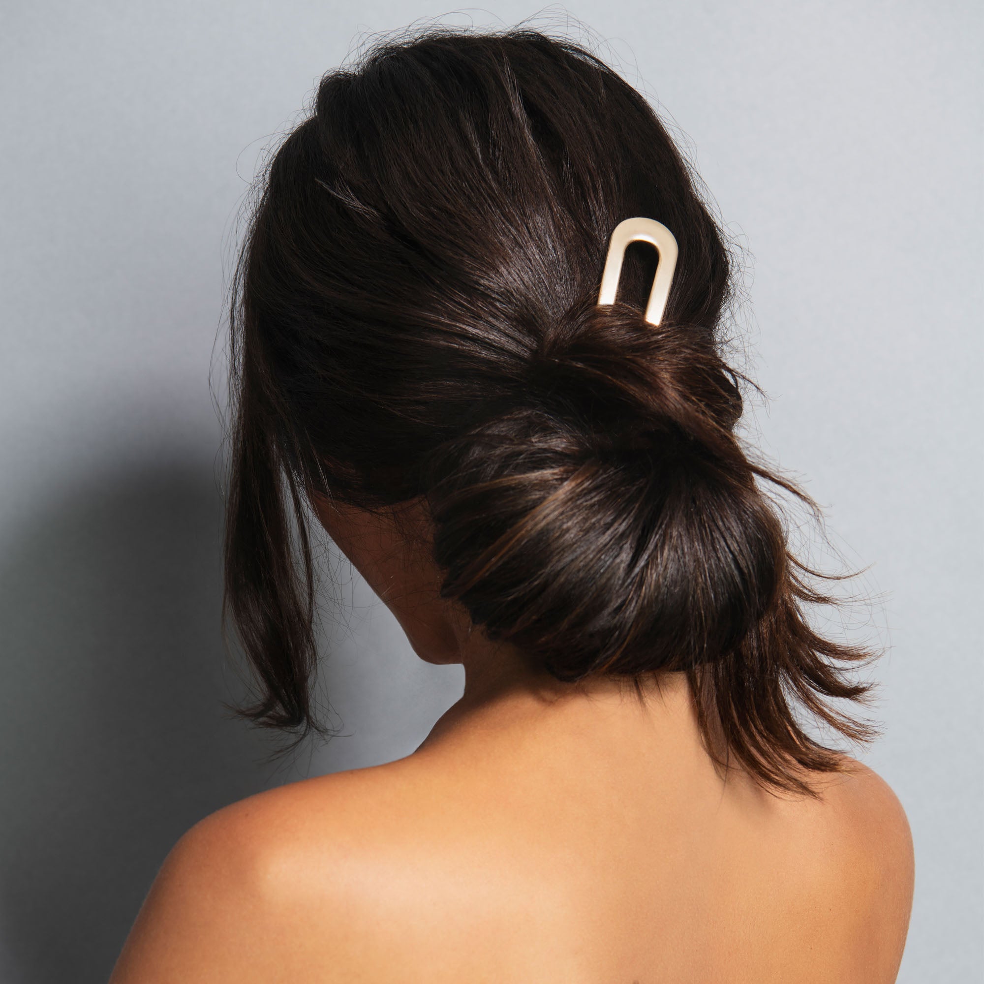 Sleek Chignon French Hair Pin - Gold3