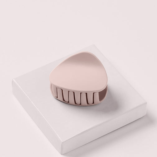 Shell Claw Clip