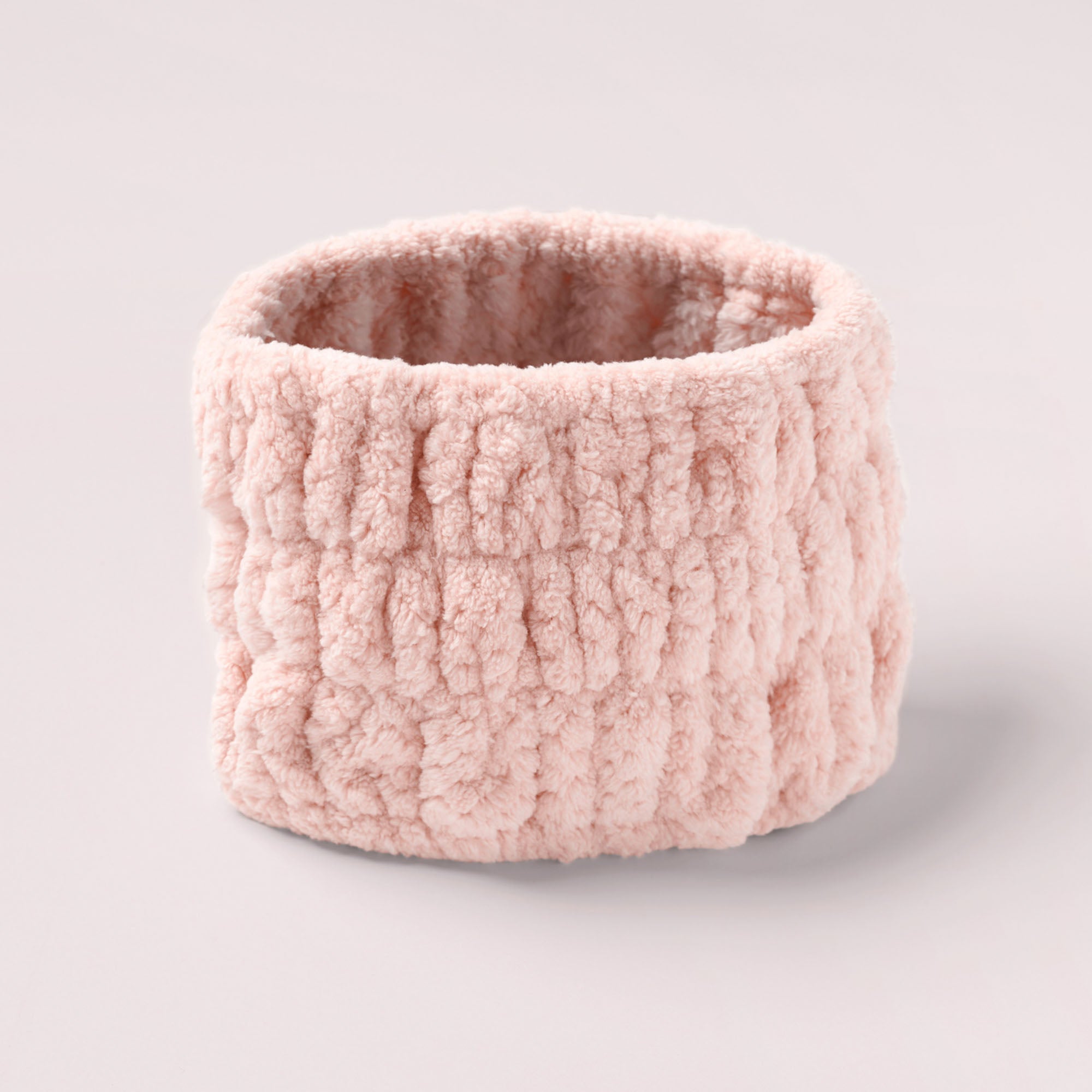Hold Back & Glow Up Ultra-Wide Spa Headband4