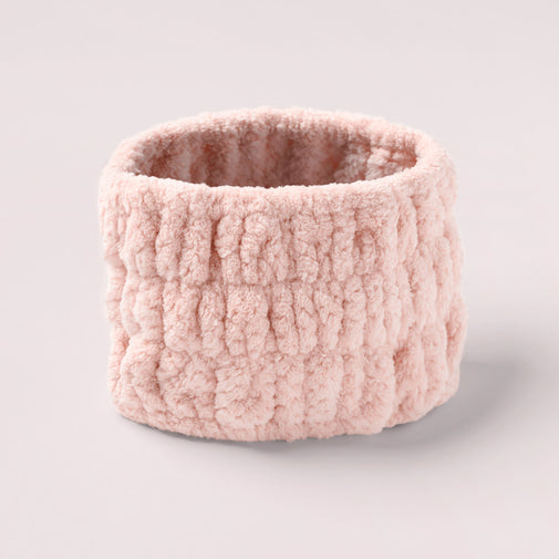 Hold Back & Glow Up Ultra-Wide Spa Headband