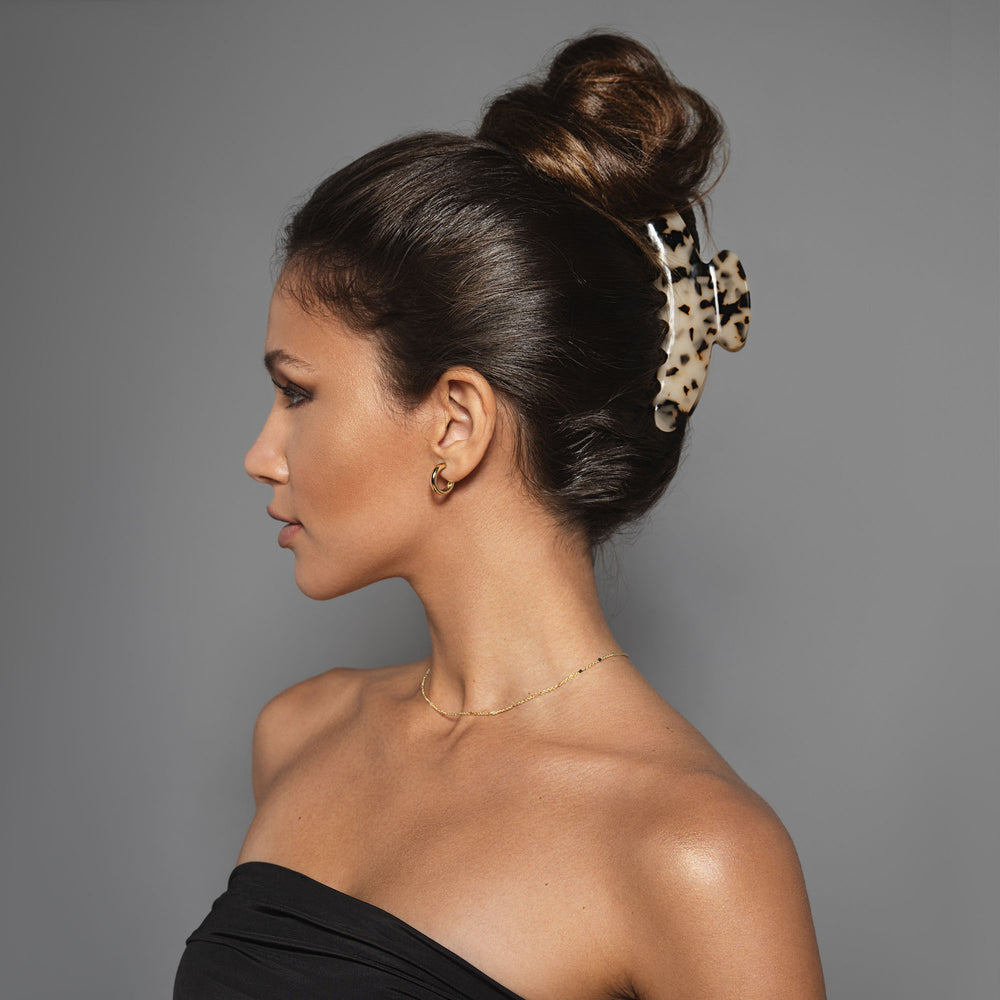 Vogue Tortoise Claw Clip3