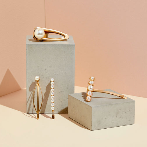 Aureate Pearl Bobby Pin