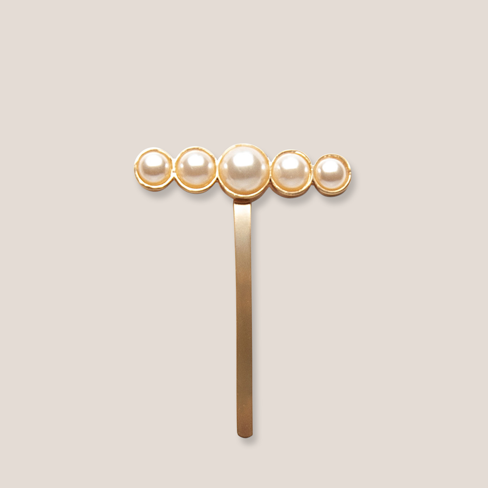 Aureate Pearl Bobby Pin1