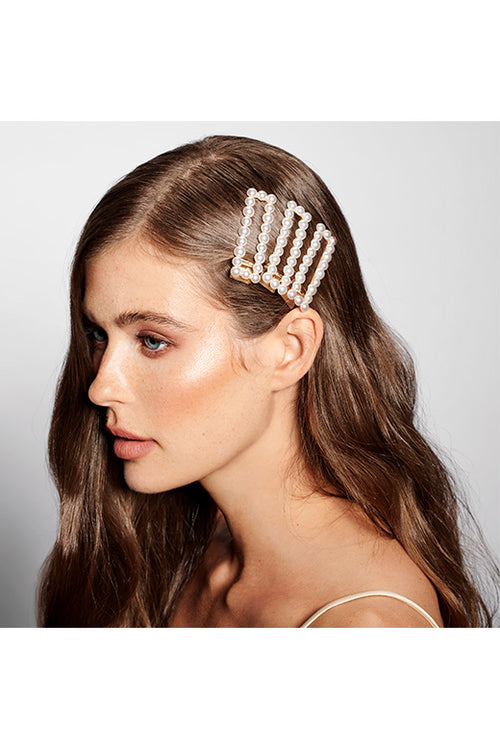 Blonde Female Wavy Long Haired Model wearing Three of The Hair Edit's Pearl Square Gold Jeweled Clip Hair Accessories Close-up